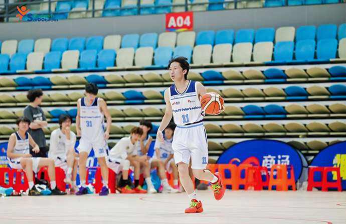 常春藤比赛